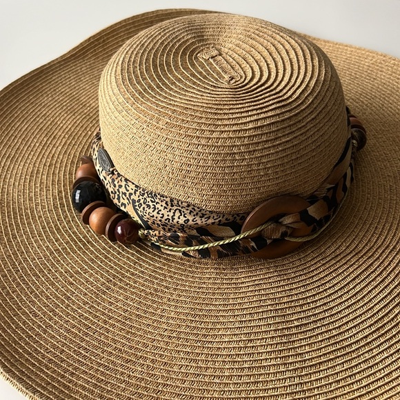 Stylish Tan Wide-Brim Hat with Beaded Band - Picture 2 of 5